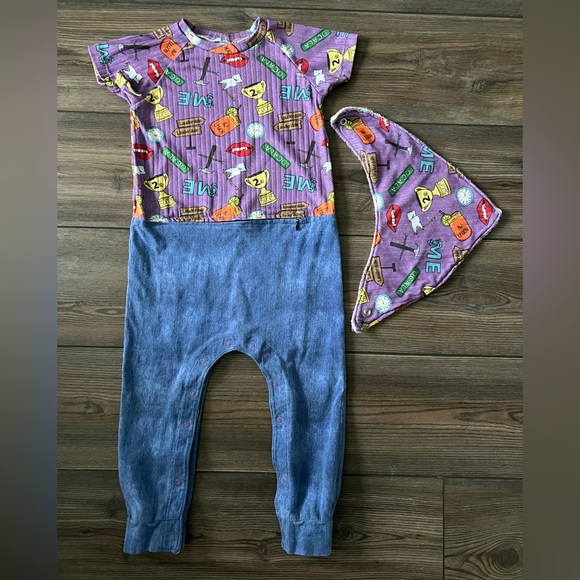 G-tube Accessible, Adaptive Clothing - Picture 1 of 5
